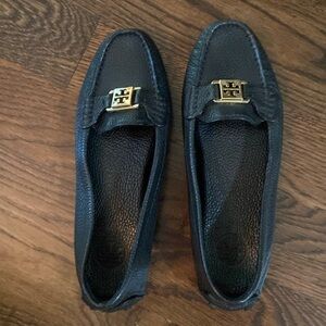 Tory Burch black leather driving shoes. 9.5